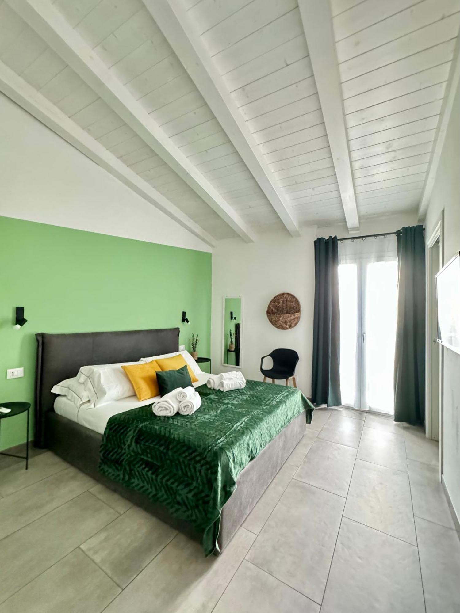 Citroom - Green City Rooms Olbia Exterior photo