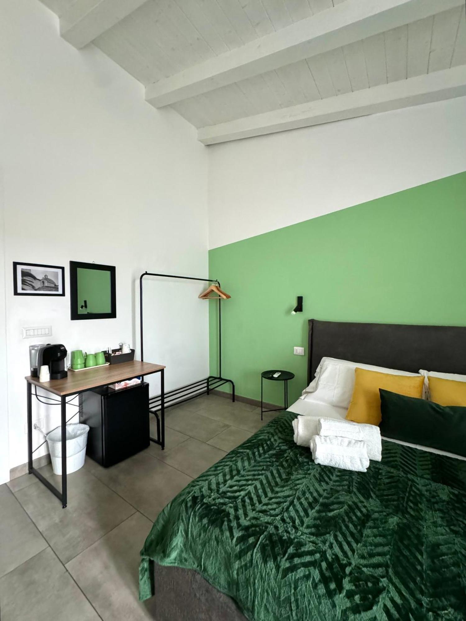 Citroom - Green City Rooms Olbia Exterior photo