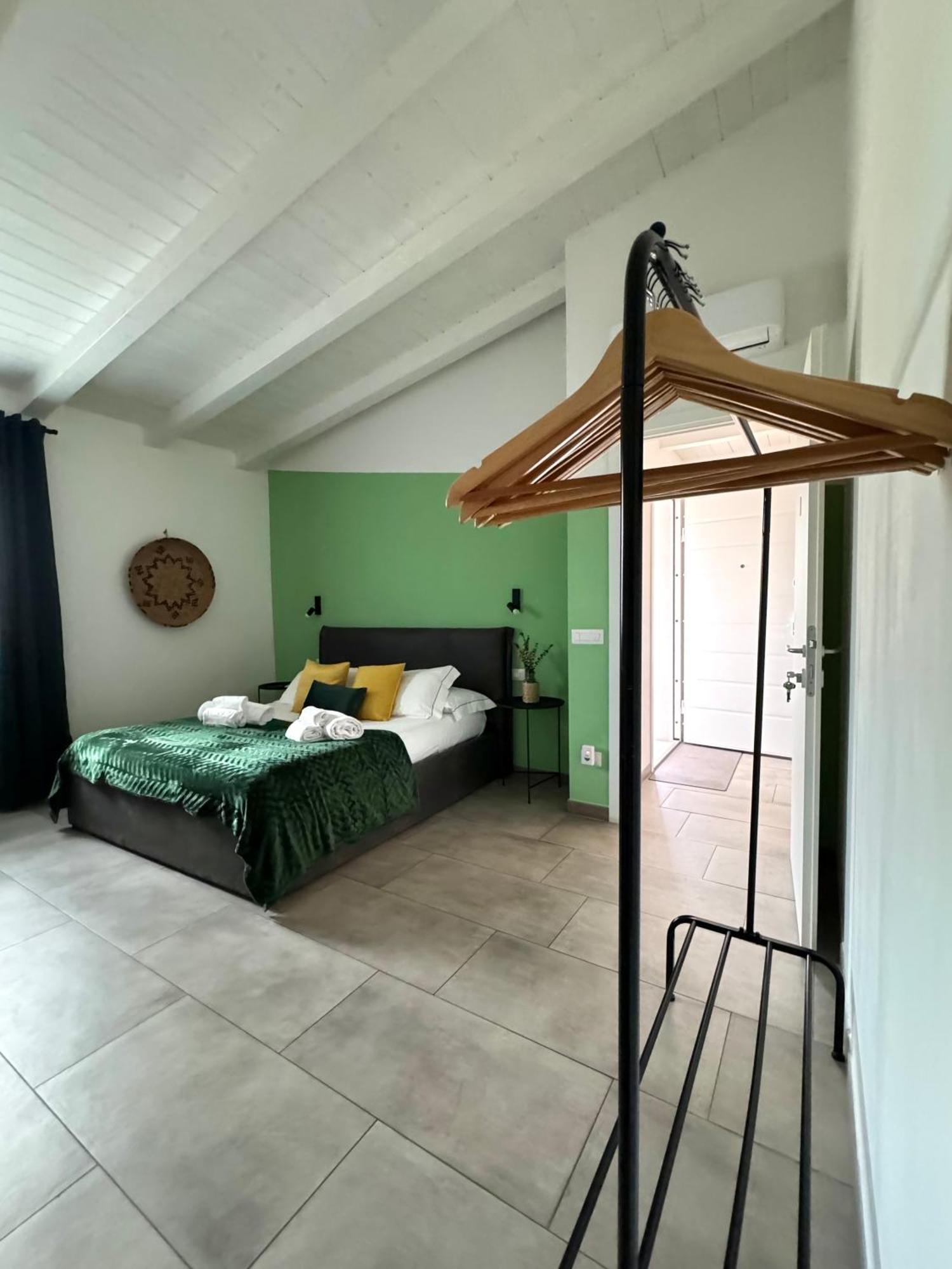 Citroom - Green City Rooms Olbia Exterior photo