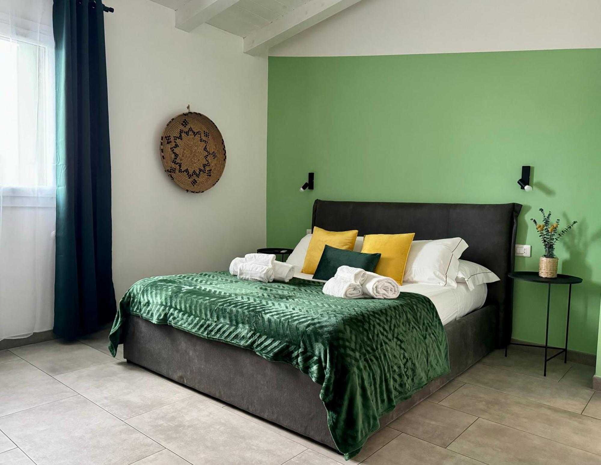 Citroom - Green City Rooms Olbia Exterior photo